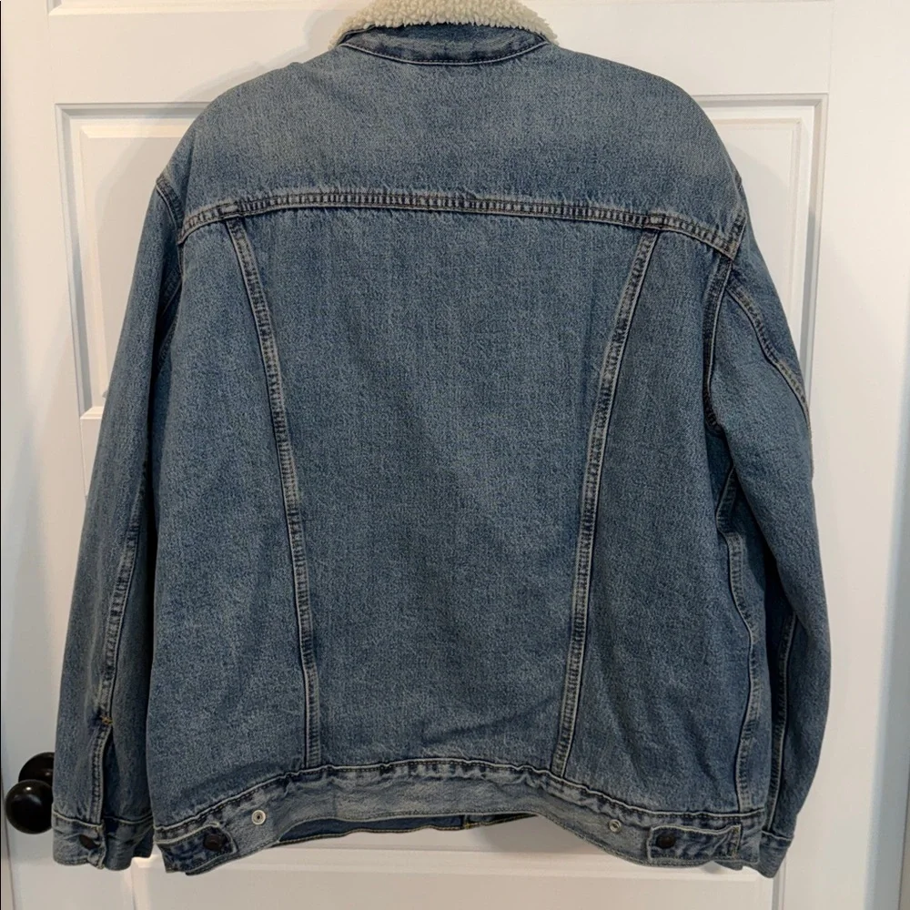 Levi's Original Sherpa Trucker Jacket size XL - Picture 5 of 5
